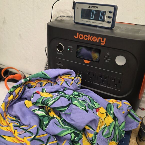 Big Dogs California Poppy Rayon Button Down Shirt Men's Size Small Vintage Blue - Picture 9 of 10